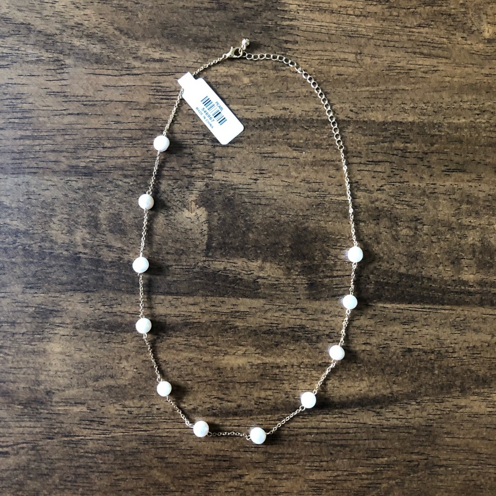 Francesca’s Short Freshwater Pearl Necklace